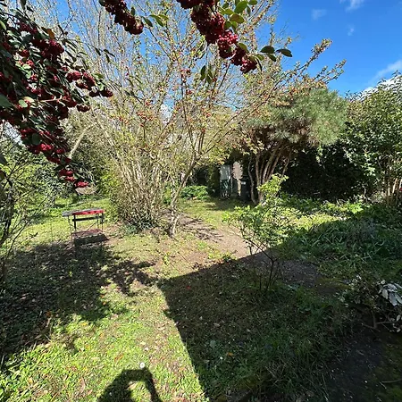 Maisonnette Avec Jardin Angers