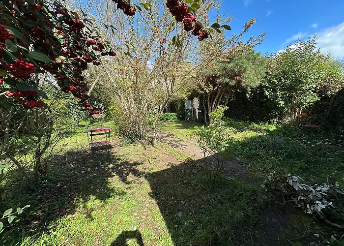 Maisonnette Avec Jardin Angers